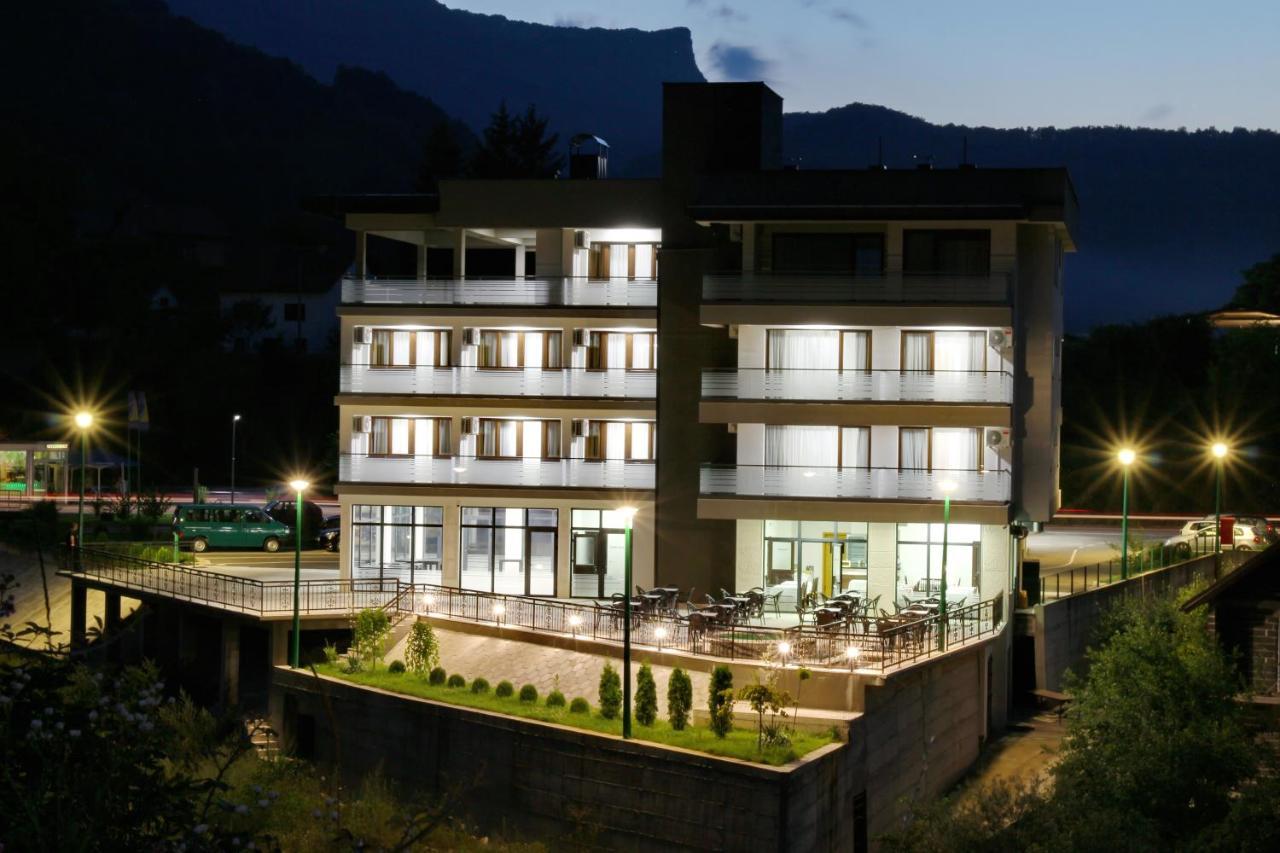 Hotel Novalic קונייץ' מראה חיצוני תמונה