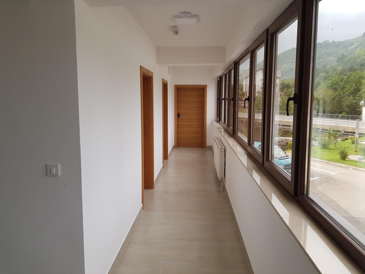 Hotel Novalic קונייץ' מראה חיצוני תמונה