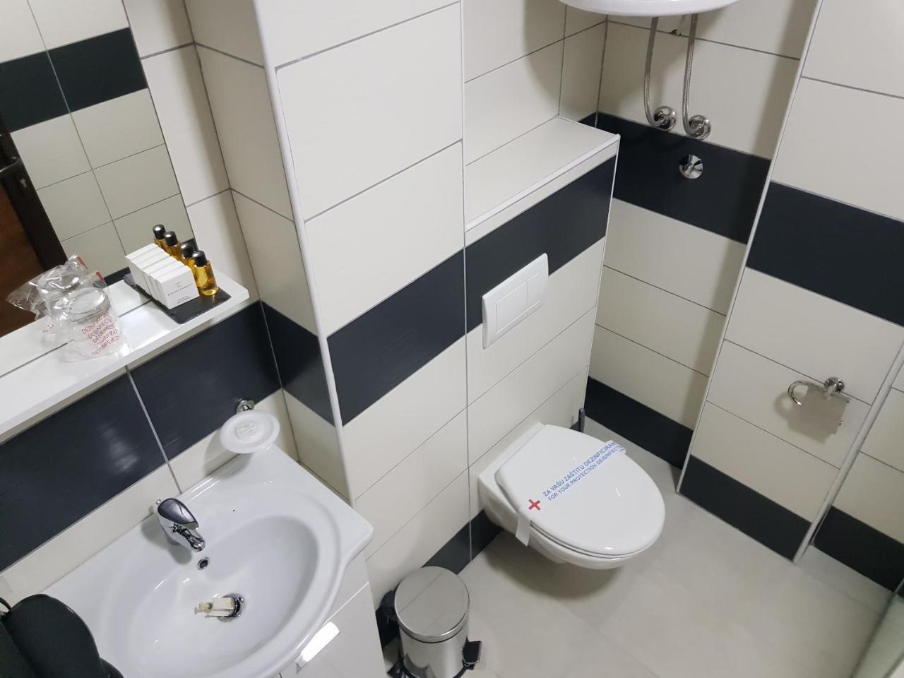 Hotel Novalic קונייץ' מראה חיצוני תמונה