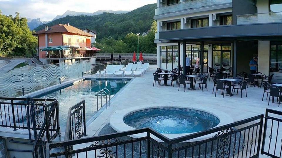 Hotel Novalic קונייץ' מראה חיצוני תמונה